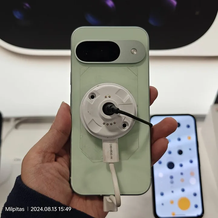 Google Pixel 9 product image