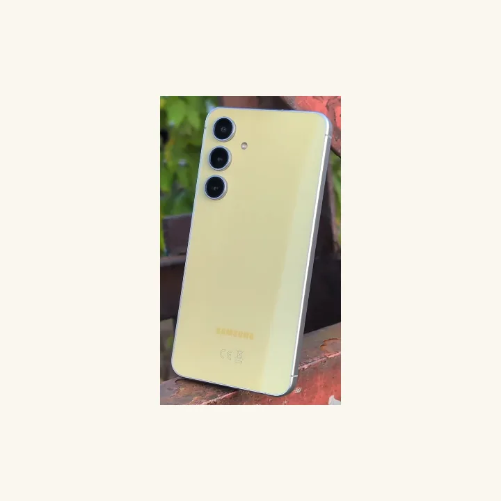 Samsung Galaxy S24 FE product image